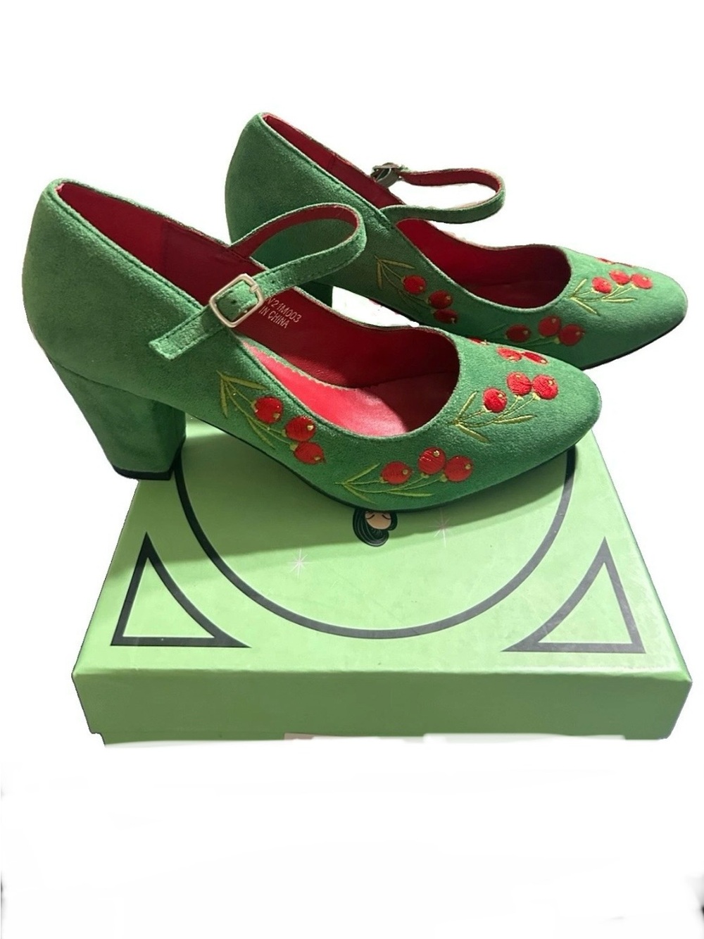 Lulu Hun Collectif Green Cherry Embroidered Mary Jane Heels Pumps US 7.5 - Picture 4 of 12